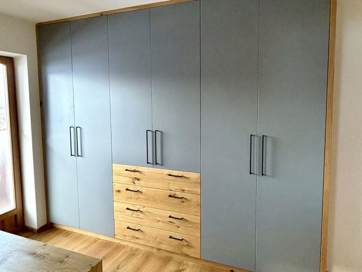 einbauschrank